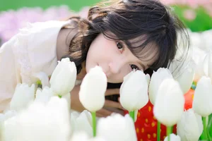 Ethereal Beauty in Flower Fields: YiTuYu Vol.8915 Disexi Si Ning-19