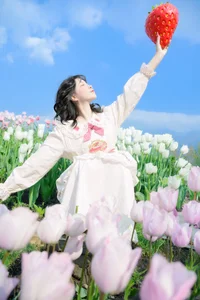 Ethereal Beauty in Flower Fields: YiTuYu Vol.8915 Disexi Si Ning-15