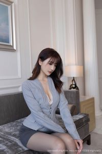 XiuRen No10282 Lu Xuan Xuan Elegant & Alluring OL Style-19