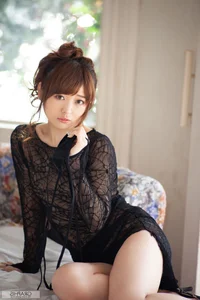 Stunning Alice Shiina Portrait Collection: Graphis Special Love Me Do - Elegant Japanese Fashion and Aesthetic Photography Series-10