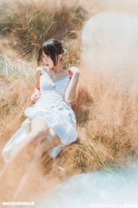 MTYH Vol.224: Feminine Beauty in a Golden Late Autumn Field - Enchanting Girl Photo-22