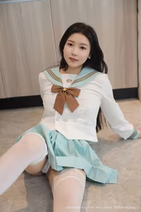 Lin Jia Xin Charming in Schoolgirl Outfit: Captivating XiuRen No.10379 Photo Set-24