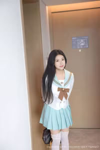 Lin Jia Xin Charming in Schoolgirl Outfit: Captivating XiuRen No.10379 Photo Set-16