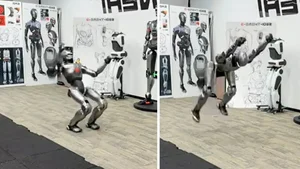 China's Engine AI Humanoid Robot: The Future of Space Exploration and the World's First Robotic Astronaut for Galactic Missions-4