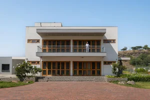 Sustainable Hillside Villa in Ahilyanagar: A Contemporary Multi-Generational Retreat Designed for Slow Living and Natural Ventilation-13