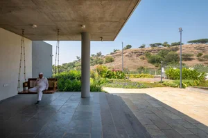 Sustainable Hillside Villa in Ahilyanagar: A Contemporary Multi-Generational Retreat Designed for Slow Living and Natural Ventilation-8