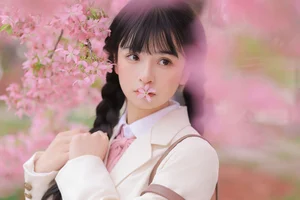 Dreamy Spring Aesthetic: Schoolgirl Style Under Cherry Blossoms - JK Uniform-25