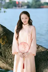 Elegant Vietnamese Beauty in Ao Dai by the Lake  A Glimpse of Hanoi's Serene Charm 1000025296-10