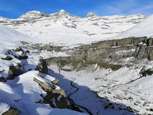 Breathtaking views of the highest limestone massif in Europe-2