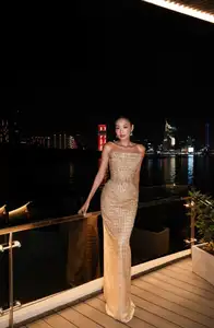 Runner-up Thao Nhi Le's Dazzling Year-End Festival Fashion: An Irresistible Look.-9