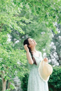 Elegant Summer Aesthetic Portrait Series: Art Language Vol.9364 featuring Model Bu Yao Zhang Rou in a Sweet Mint Breeze Setting-13