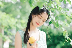 Elegant Summer Aesthetic Portrait Series: Art Language Vol.9364 featuring Model Bu Yao Zhang Rou in a Sweet Mint Breeze Setting-3