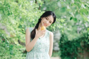 Elegant Summer Aesthetic Portrait Series: Art Language Vol.9364 featuring Model Bu Yao Zhang Rou in a Sweet Mint Breeze Setting-10