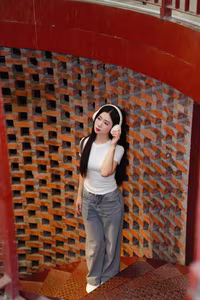 VGU No.124: Girl Reading Relaxing Amidst a Vibrant Aquarium-10