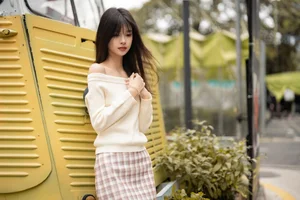 Capturing the Soft Essence of Autumn with Xiao Le Ge Fei Xiang-15