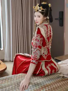 Li Shuang Er: Traditional Beauty in Vibrant Xiùhéfú from XiuRen model Part01-10