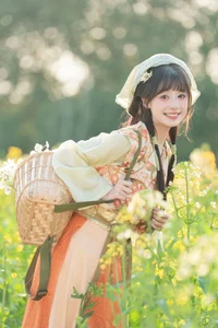 Lạc Bước Giữa Đồng Hoa Cải Vàng Cùng Nàng Thơ Xia Yu Xiao Nian-28