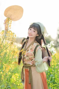 Lạc Bước Giữa Đồng Hoa Cải Vàng Cùng Nàng Thơ Xia Yu Xiao Nian-6