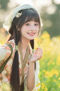 Lạc Bước Giữa Đồng Hoa Cải Vàng Cùng Nàng Thơ Xia Yu Xiao Nian-5