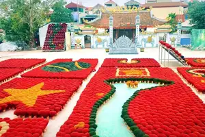 Discover Quang Phu Cau Incense Village: Vibrant Red Hue Draws Tourists Near Hanoi-2