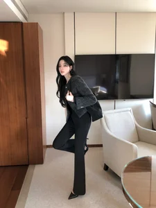 Lunar New Year 2026 Fashion: 4 Short Style Essentials to Look Taller and Younger Instantly-0