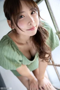 Sora Honda in Graphis Gals Chill With Vol.1-2-3: Pure Elegance and Soft Aesthetics-0