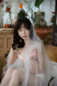 Artistic Indoor Portrait Series: Fei Sato Ni Ni in YiTuYu Art Language Vol.9146 - Elegant Private Room Photography Collection-12