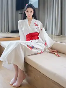 Discover the Serene Beauty of Li Shuang Er in Traditional Kimono by XiuRen Part01-19