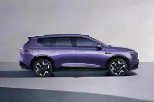 Nissan NX8 Unveiled: All-New Electric/PHEV SUV Challenges SantaFe with Modern Design-6