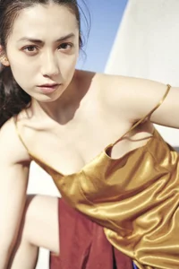 Airi Sato Shinjuku Loneliness Digital Photo Book: Cinematic Japanese Street Style and Urban Fashion Photography by FRIDAY (65 High-Quality Pictures)-9