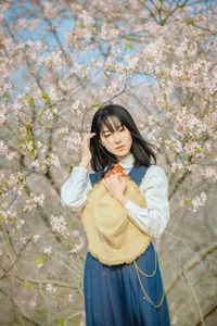 Spring Muse: The Pure Aesthetic of Jian Xiao Cheng-23