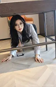 XiuRen No10674 Nuo Li Zi Unveiling Her Captivating Office Charm-17