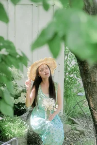 Elegant Summer Fashion Portraits: Yuan Xiao R in YiTuYu Art Language Vol.9283 | Aesthetic Portrait Photography and Lifestyle Inspiration-14