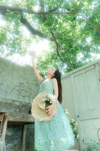 Elegant Summer Fashion Portraits: Yuan Xiao R in YiTuYu Art Language Vol.9283 | Aesthetic Portrait Photography and Lifestyle Inspiration-7