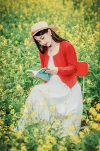 Gentle Beauty: A Girl in a Vibrant Rapeseed Flower Field, Spring Serenity-14