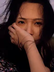 Machiyama Miho Scarlet: Captivating Elegance in Gentle Autumn Hues-1