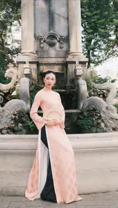 Nguyet Anh in Ao Dai: Volleyball Beauty Queen's Graceful New Year Look-2