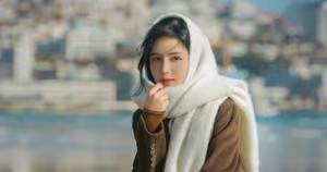 VGU No.81: Elegant Woman on a Winter Beach: A Pensive Moment of Style and Serenity.-2