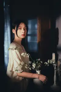 Fang Xiu: Captivating Serenity in Golden Light - YiTuYu Vol.8717 Art Language-16