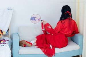 Chinese Model Rongrong No.2328: Elegant Hanfu in Radiant Red Traditional Attire-28