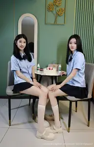 XiuRen No.10443 Xiao Ba Le: Sweet Youthful Moments of Schoolgirl Friendship-7