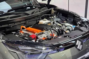 2026 Suzuki e Vitara: The Bold New All-Electric SUV Redefining Compact Adventure with Modern Design and Sustainable Performance-9