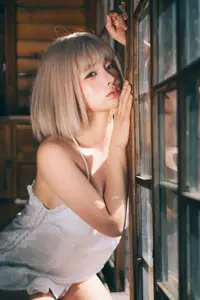 Coser Chunmomo Part03: Ethereal Beauty Bathed in Golden Light-28