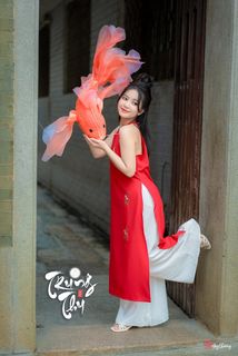 Vietnamese Cultural Beauty: Girl in Red Ao Dai & Traditional Lion Dance Prop-2
