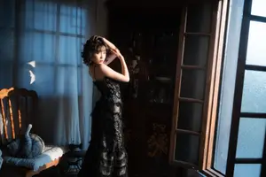 Yi Ming: Classic Elegance in Black Lace Dress - YiTuYu Art Language Vol.8835-27