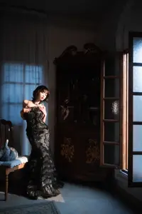 Yi Ming: Classic Elegance in Black Lace Dress - YiTuYu Art Language Vol.8835-10