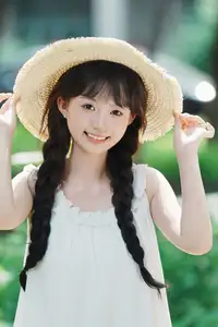 Charming Qi E Luo Bo Guai in YiTuYu Vol.8726: Pure Beauty in an Old Setting-23