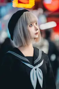 Coser Chunmomo's Enchanting Autumn Quest: Part04 Captures Street Style Beauty-11