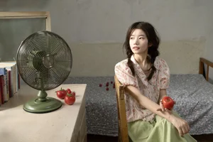 Elegant Summer Afternoon Portrait Session with Model Zhao Zhao – Art Language Vol.9288 High-Quality Lifestyle Photography Collection-21