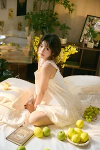 Lemony Summer Aesthetic: Art Language Vol.9345 Featuring Xiao Xin Yi Yi - Vibrant Portrait Photography and Sun-Kissed Seasonal Style Inspiration-11